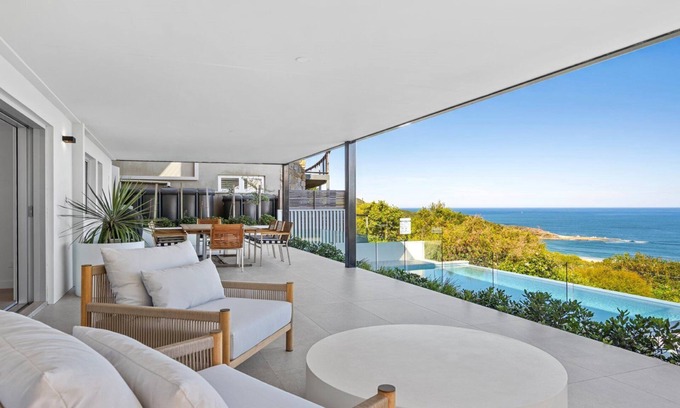 Killcare Heights House | 'Sea Mist Retreat - Studio' by Accom Holidays