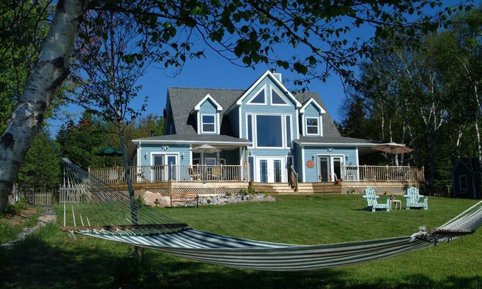Indian Brook Resort | Sea Parrot Ocean View Manor