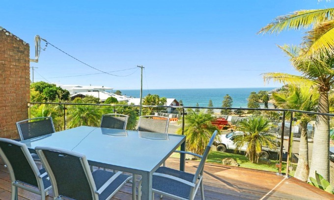 Avoca Beach House | Sea Surprise - Views & Family