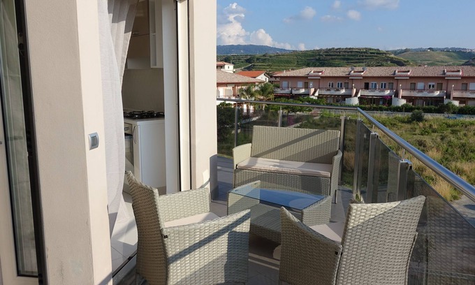 Localita Piana di Vadi Apartment | sea view apartment in residence with pool