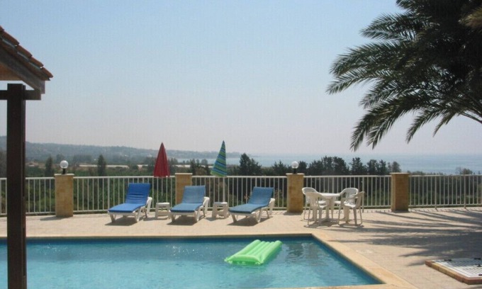 Pegeia Villa | Sea view, Bungalow, en-suite, Coral Bay, disable friendly, private