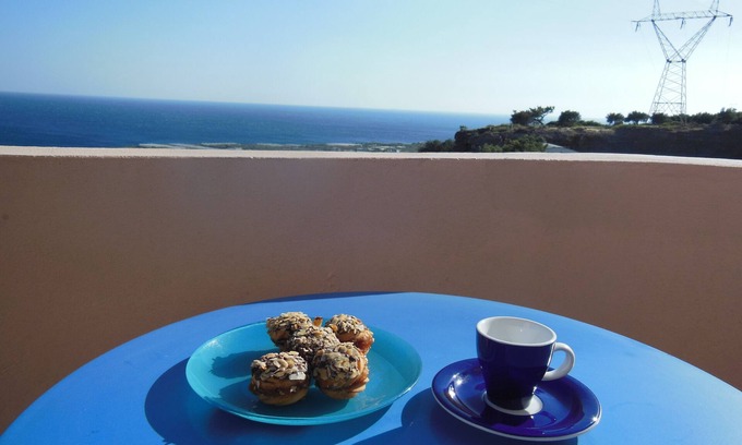 Ferma Apartment | Sea view, close to the beach, well-kept, cozy, newly furnished and renovated