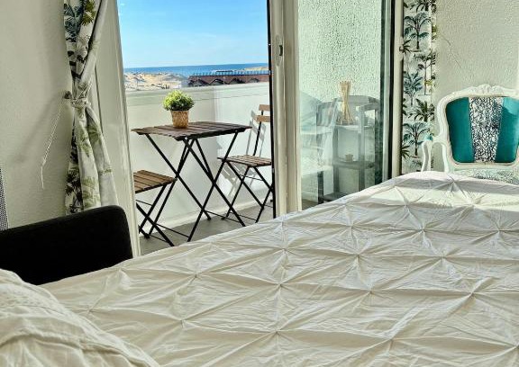 Le Penon Apartment | SEA view from BED 100M Beach, Free Parking, Surf