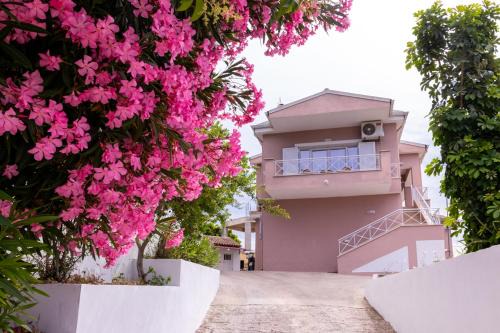 Petriti House | Sea View Home - Rena's House