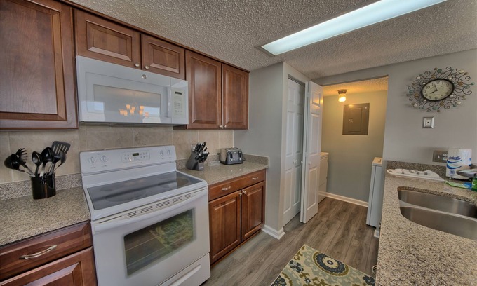 West Panama City Beach Condo | Seachase W404 2 Bed 2 Bath Pet Friendly Beach Chair Service for 4 included