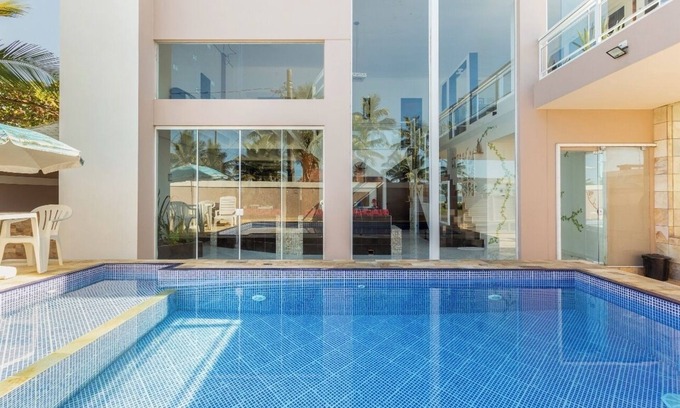 Parque Oasis House | Seafront House