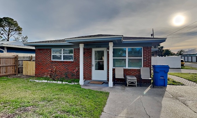 Riviera Beach House | Seashell Cottage | Dog-Friendly + Near Area Fun!