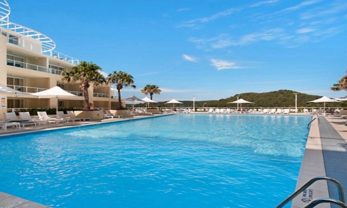 Ettalong Beach House | SEASHELLS - ETTALONG BEACH RESORT