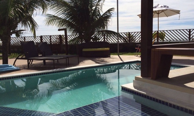 Loteamento Enseada dos Golfinhos House | Seaside Bungalow with Private Pool