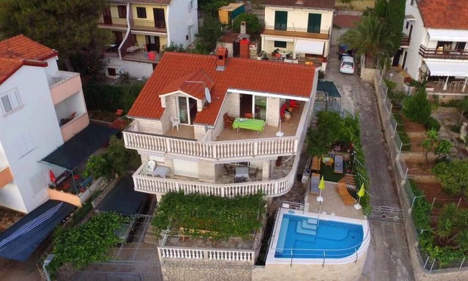 Okrug Donji House | Seaside house with a swimming pool Okrug Donji, Čiovo (K-13428)