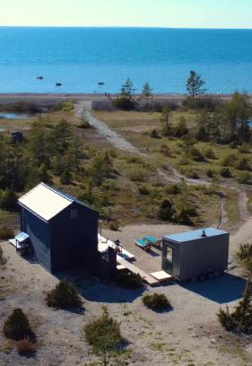 Keibu House | Seaside Tiny Maheri