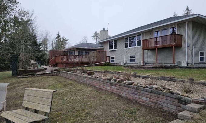 Bark River House | Secluded 6-bedroom Lake House