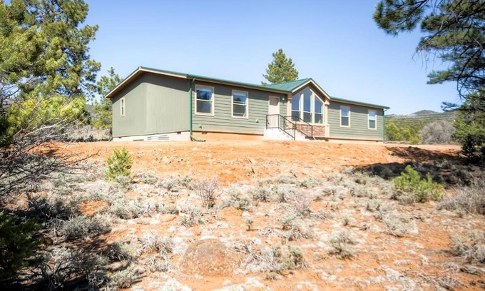 Boulder House | Secluded Boulder House - Next to National Forests!