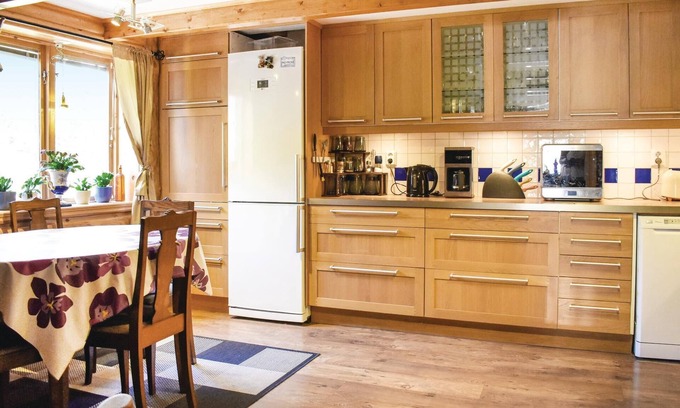 Fagelmara House | Secluded cottage on large plot in the forest.