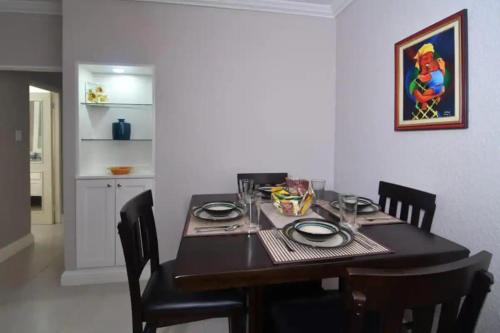 Saint Andrew Apartment | Secluded Ravinia Gem in Kingston 6