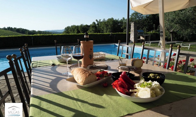 Gaiole in Chianti Villa | Secluded villa between Chianti vineyards, private pool, tennis, large garden