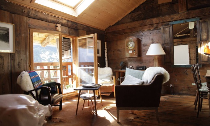 Le Tretien Ski Chalet | Secret place in the Swiss Alps