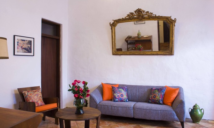 Fuseta House | Secular mediterranean house