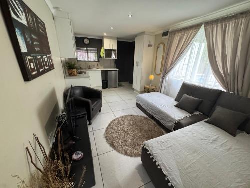 Edenvale Apartment | Secure cottage with Wifi and PLEX OR Tambo Airport