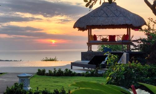 Banjar Villa | Segara Gunung 3 Bedrooms Luxury Villa with Breathtaking Sea View