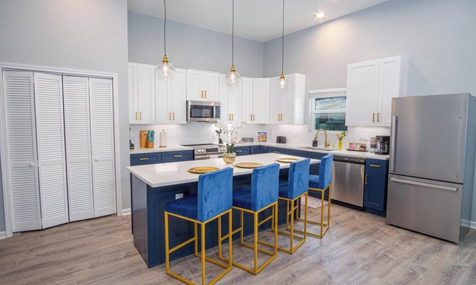 Near East Side Cottage | Seize the Moment! 4br/3ba Gem w/Downtown Views!