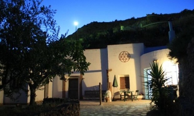 Gorafe Cottage | Self catering Cuevas del sol for 4 people