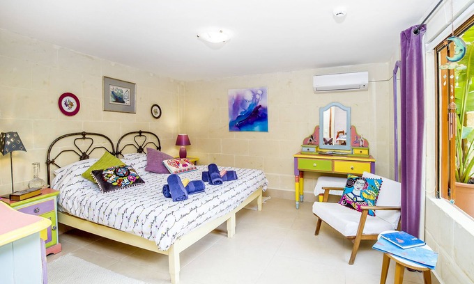 Ghasri House | Self-Catering Fantasy Courtyard Suite in unique 400-year-old rural farmhouse
