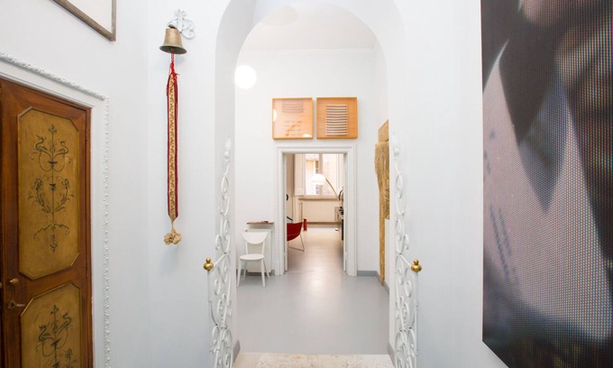Rome City Centre House | Seminar 87 an artist house at Pantheon
