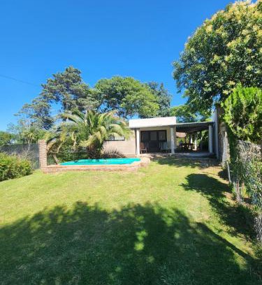 Pueblo Andino House | Sencilla, frente al río