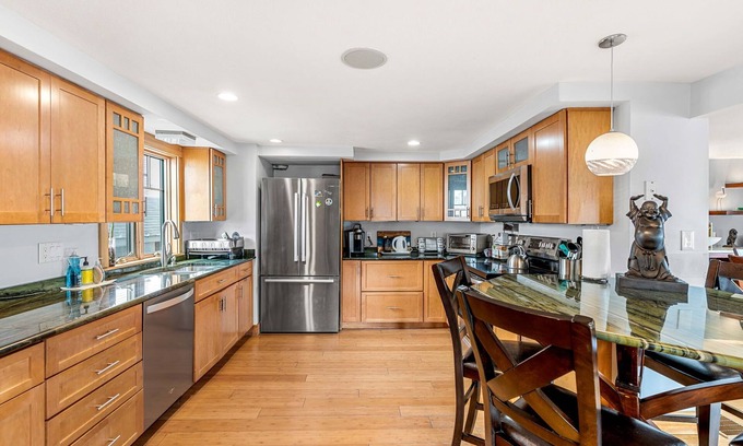 Salisbury Apartment | Serendipity Beach Retreat | Namaste | Fireplace