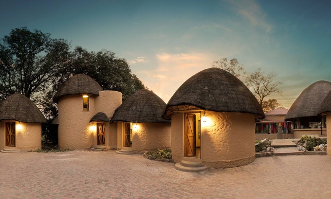 Tamia Hotel | Serendipity Lakes and Resorts