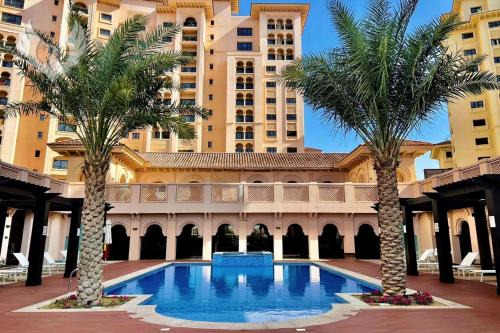 Dubai Sports City Apartment | Serene 2-Bed Haven in Jumeirah Golf Estates