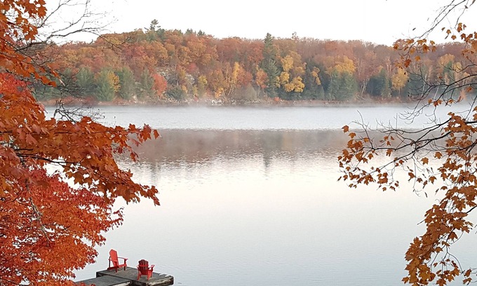 Magnetawan Cottage | SERENE & BEAUTIFUL MUSKOKA RETREAT with BEACH, HOT TUB & BARREL SAUNA!