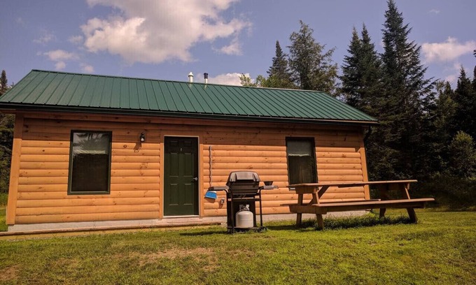 Hyde Park Apartment | Serene Country Cabins 4 In the heart of Vermont