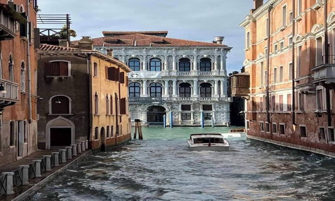 Santa Croce Apartment | Serene Lagoon-View Apartment in the Heart of Venice