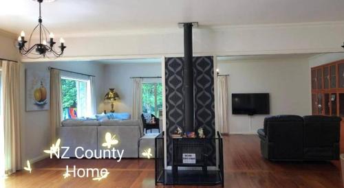 Glenbervie House | Serene Whangarei lifestyle luxurious modern home with trees and Garden Views