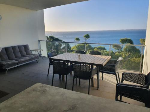 Rockingham Apartment | Serenity by the Sea