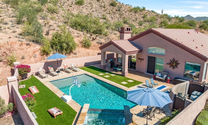 Red Mountain Ranch House | Serenity on the Hill! Luxury Single story home! Air Hcky, Gas Firep, Htd Pool/Spa!