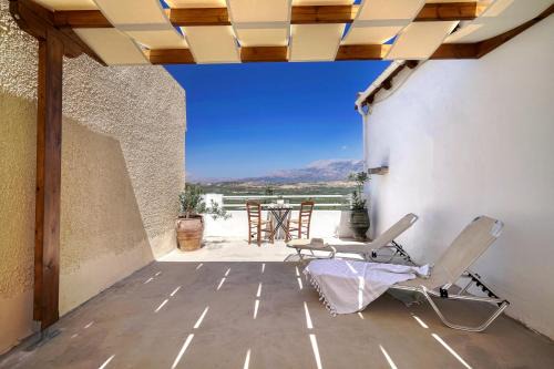 Kouses House | Serenity View - traditional village apartment