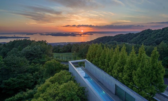 Matsuyama Hotel | SETOUCHI RETREAT by Onko Chishin