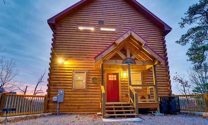 Sevierville Cabin | Sevierville - Top of the World Views - 5 Bedrooms - Sleeps 11