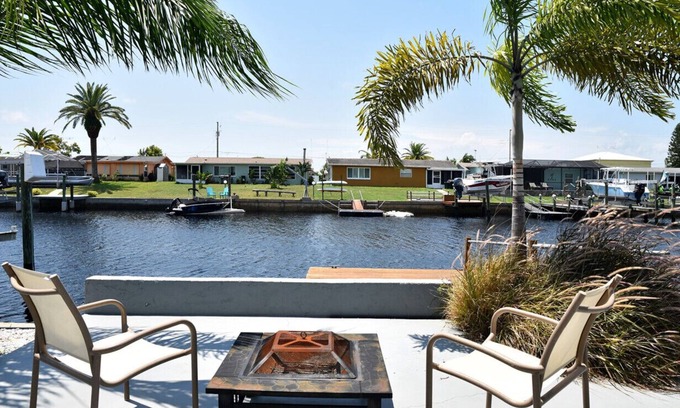 Port Richey Villa | SF Hudson oh beautiful Hudson