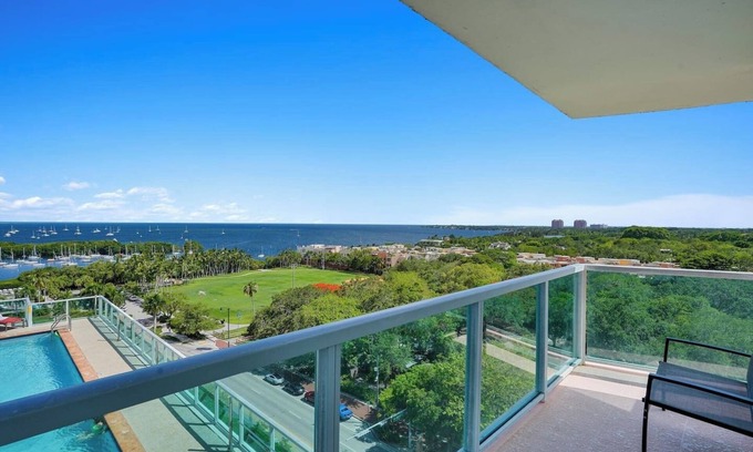 Coconut Grove Apartment | SF Wake by the Waves. Drift into Calm. Large Balcony