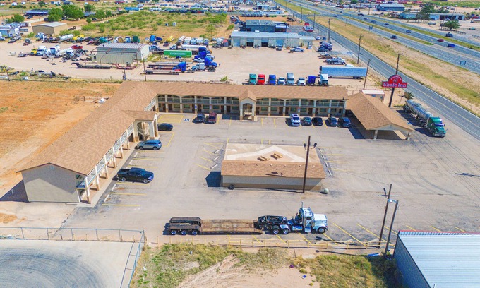 Andrews Hotel | Shale inn Andrews