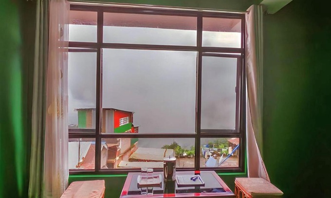 Darjeeling House | Shalom home