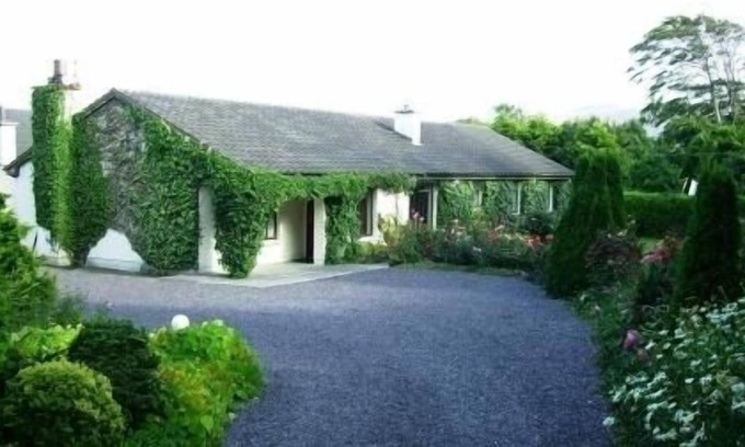 Tralee House | Shangri-La B&B