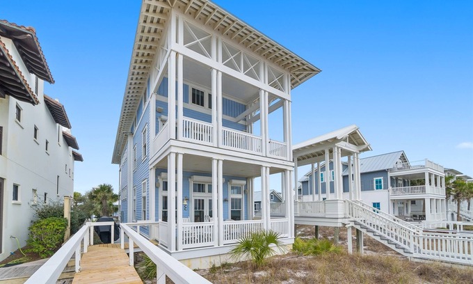 Sunnyside House | Shangri-La! Incredible Beachfront home with Guest house. 6BR, Pets considered.