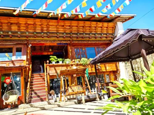 Shangri-La House | Shangri-La Youran Valley Inn