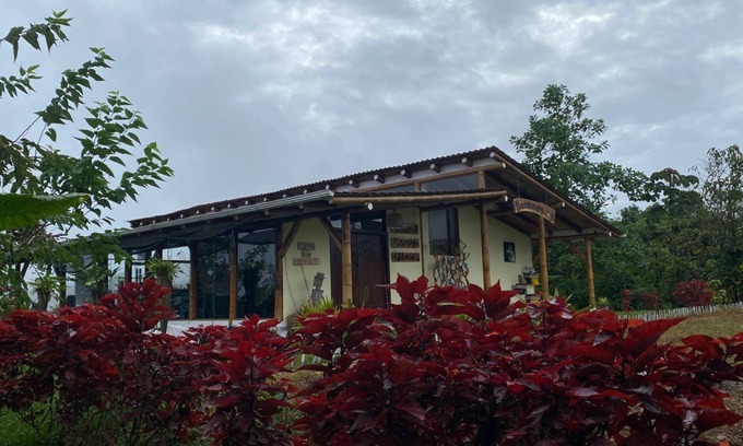 San Miguel de los Bancos Other | ShantihOMe: Ecolodge entre Mindo y San Miguel de los Bancos