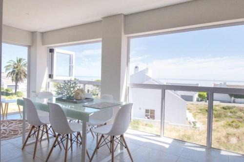 Shelley Point House | Shelley Point Estate Blue Avion Luxury Holiday Home Solar Powered